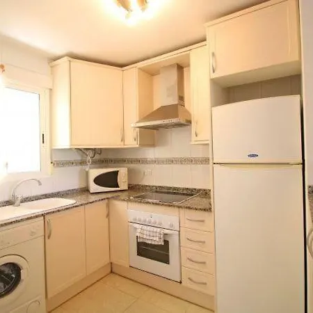 Sleeps 5 Pool Daire Casas de Torrat