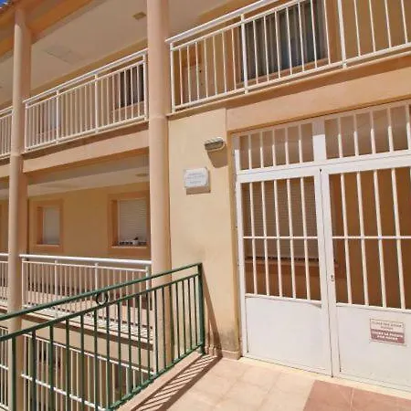 Daire Sleeps 5 Pool *